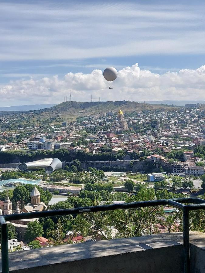 Malu Apartamento Tiflis Exterior foto