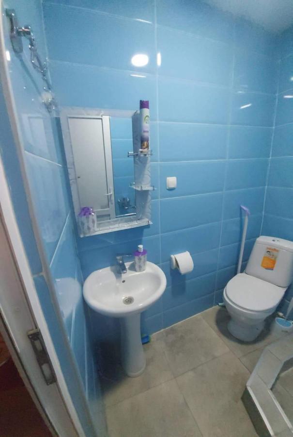 Malu Apartamento Tiflis Exterior foto