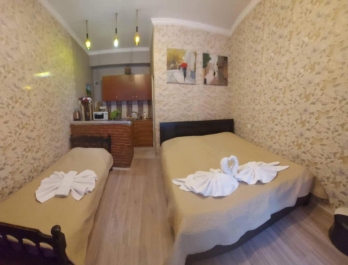 Malu Apartamento Tiflis Exterior foto