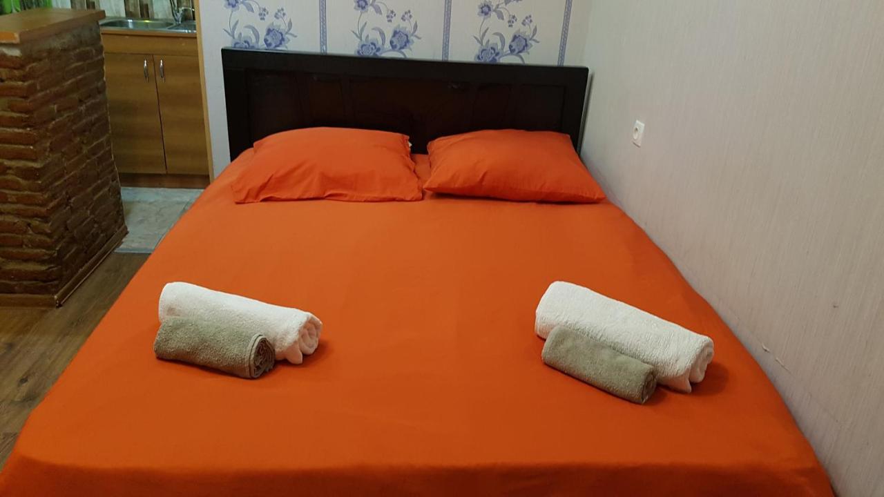 Malu Apartamento Tiflis Exterior foto